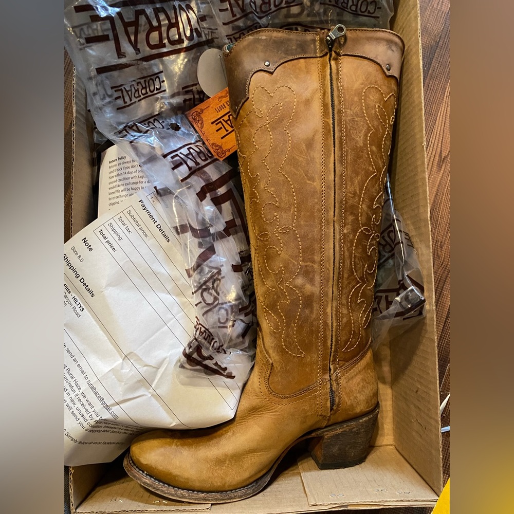 Women’s cowboy boots